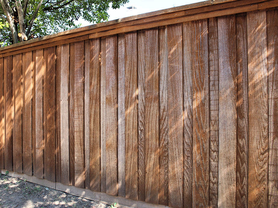 Comstock Park Michigan wood privacy fencing